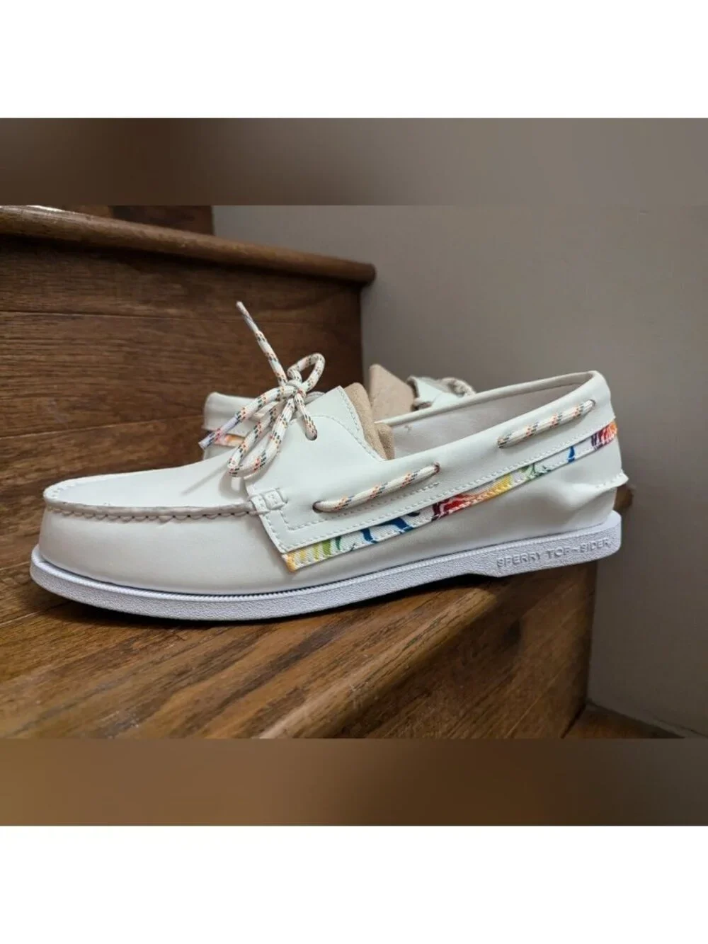 Sperry White Rainbow Boat Shoes, Exclusive Pride Edition unisex 10.5 M 12 W NIB